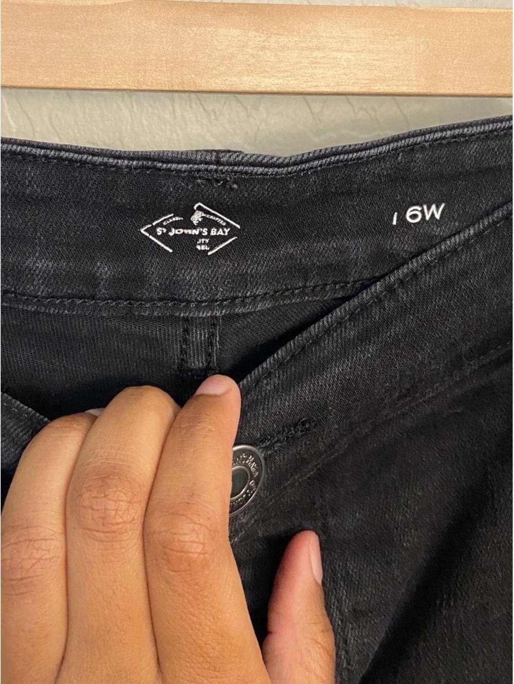 St. John's Bay Black Bermuda Shorts Size 16W - Picture 3 of 6
